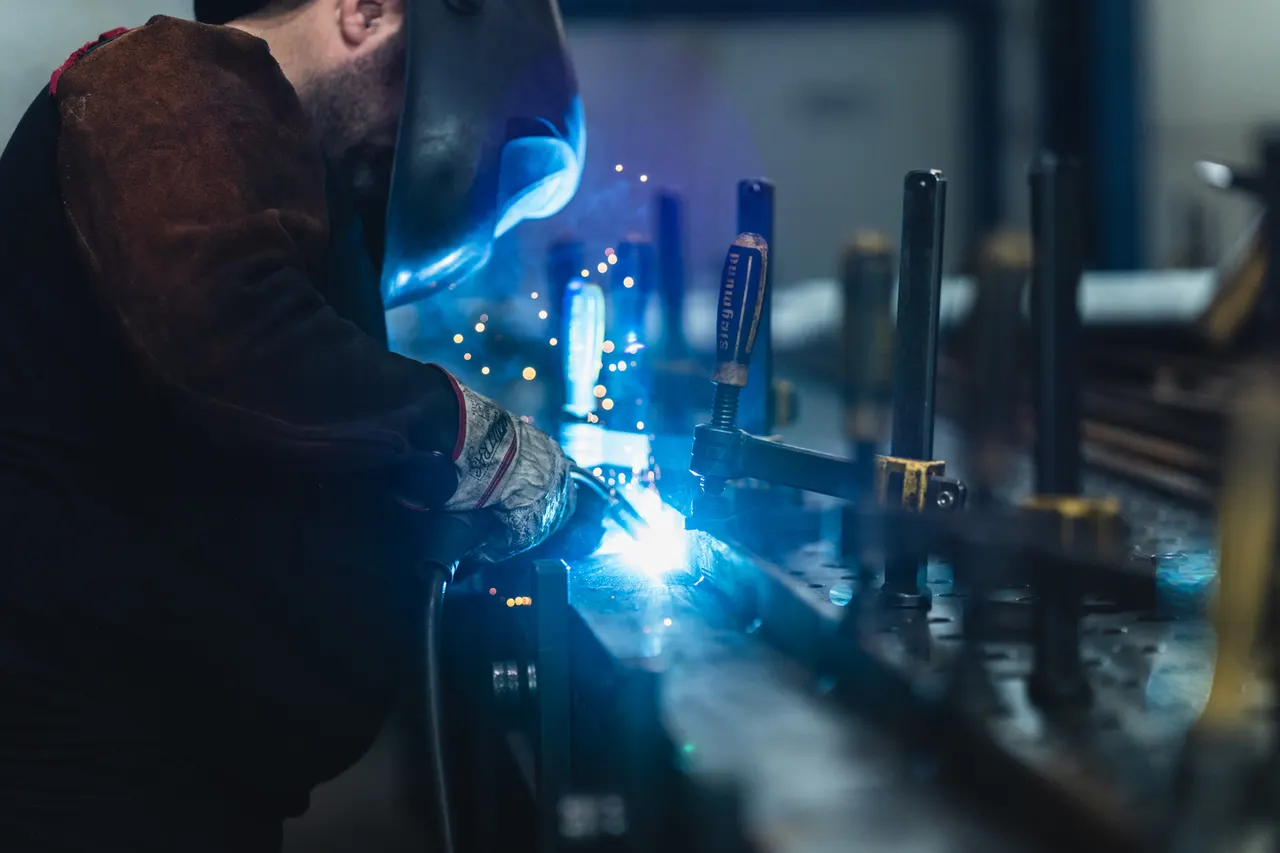 Arbeiten bei Broemmling Metallbau