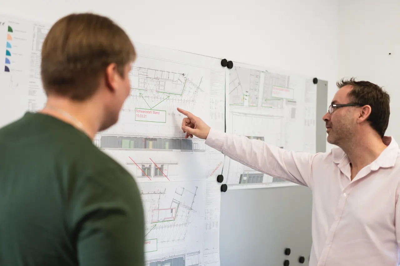 Einblick in die Werkstatt von Broemmling Metallbau