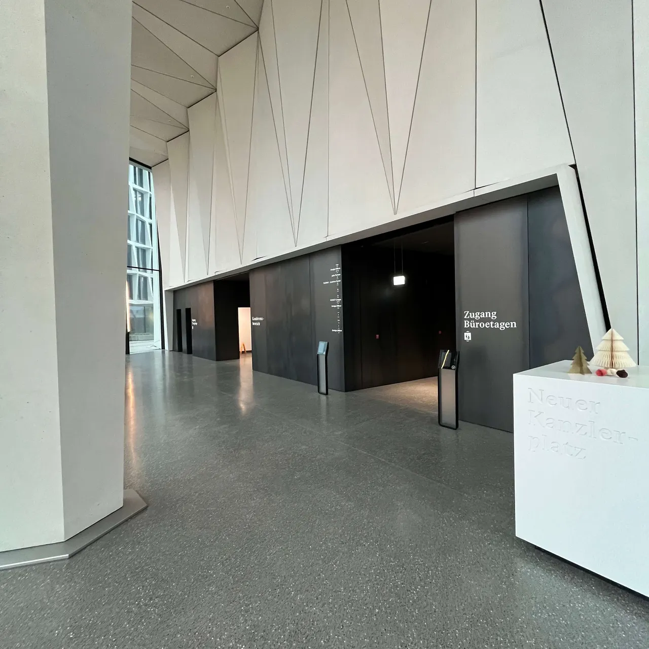 ART- Invest Real Estate, Bonn
